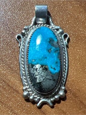 VTG Navajo .925 Sterling Oval Kingman Blue Turquoise Stone W/Matrix Pendant